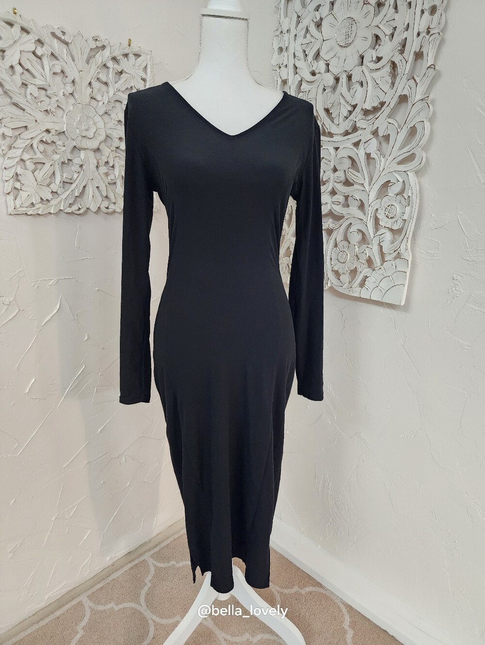 Criss Cross Open Back Women's Black Long Sleeve V-Neck Midi Dress - Picture 1 of 4